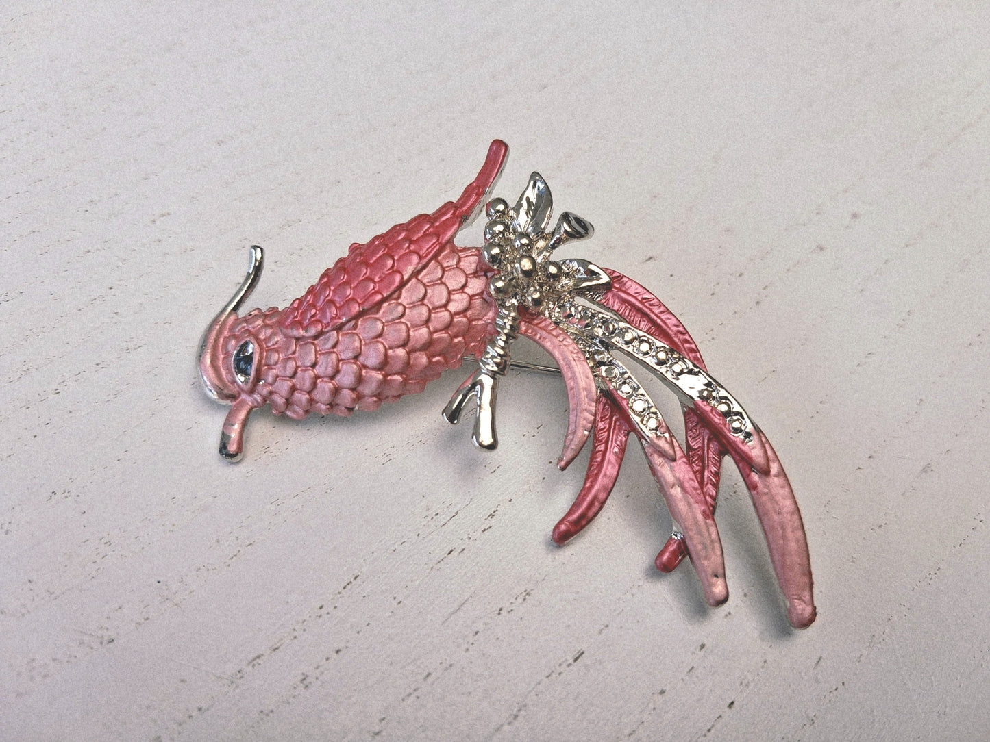 Broche émaillée oiseau