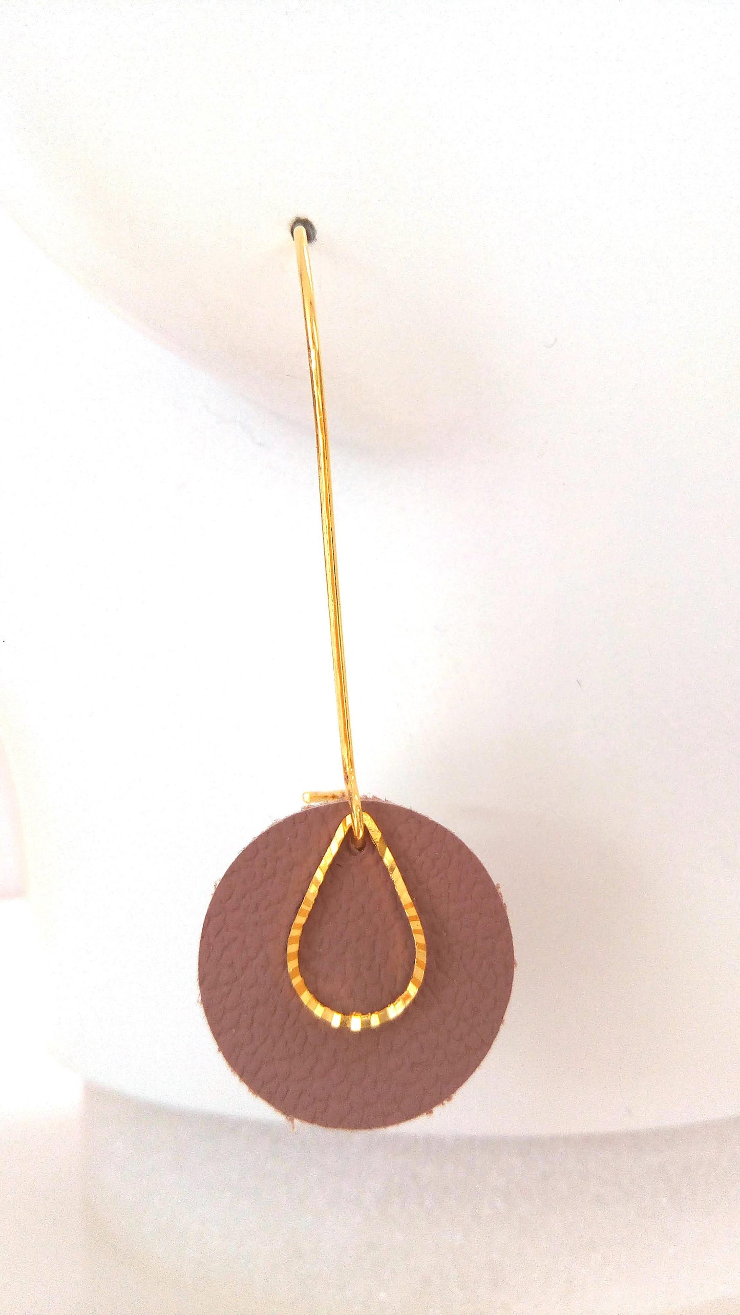 Glazed brown leather pop rosewood buckles