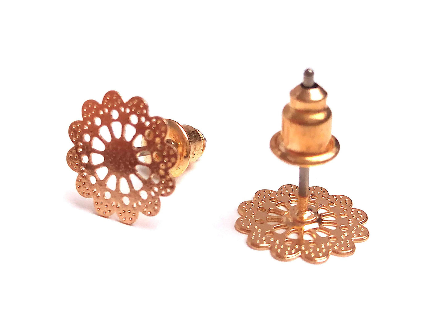 Studs, puces filigranes fleurs laiton doré or fin