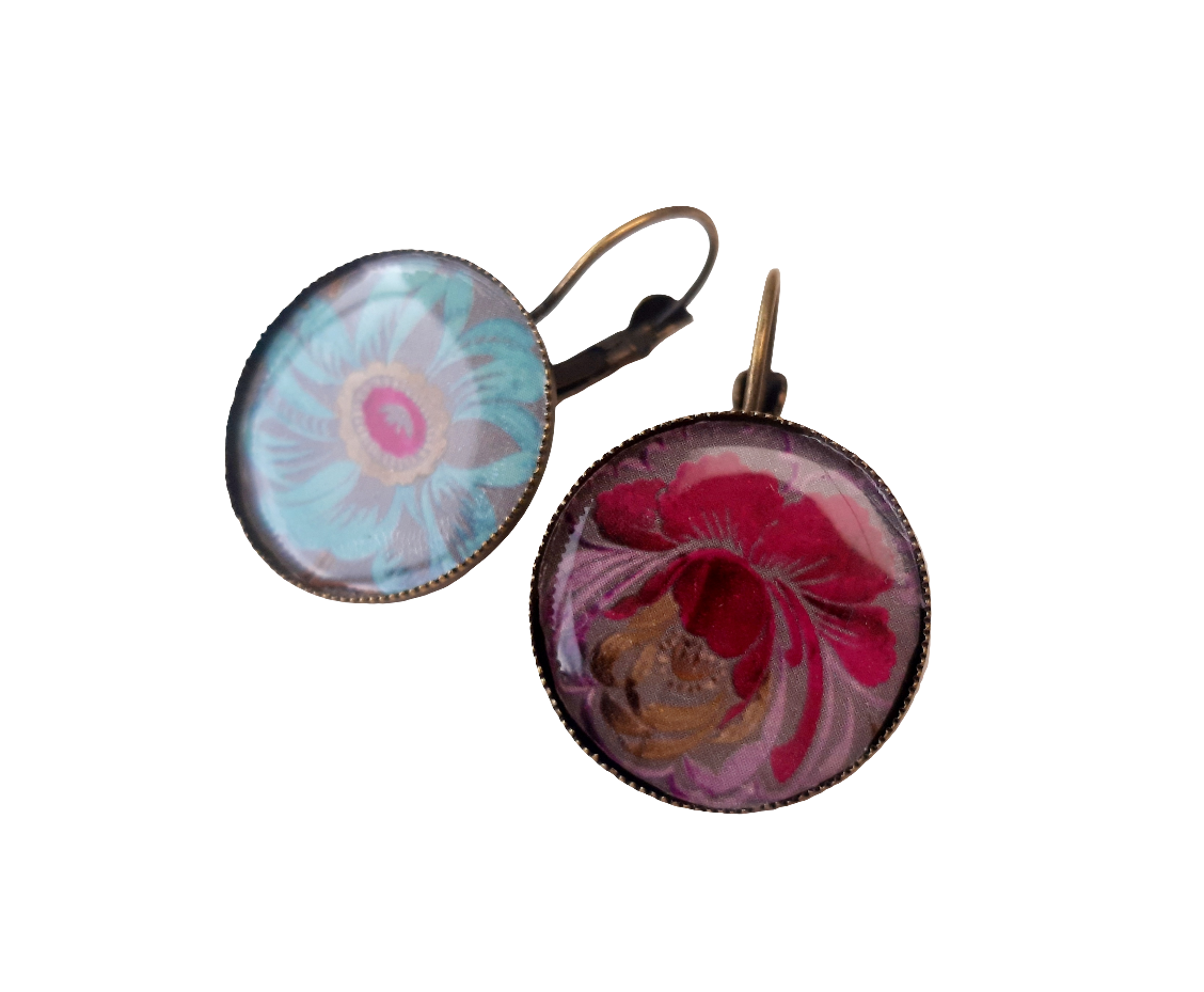 Boucles dormeuses cabochon fleurs