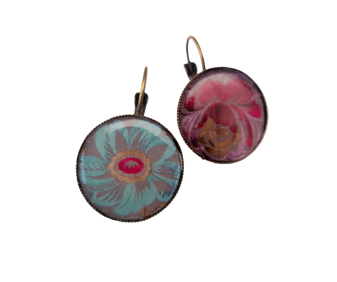 Boucles dormeuses cabochon fleurs