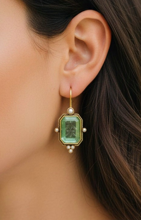 Dormeuses cabochons vert antique