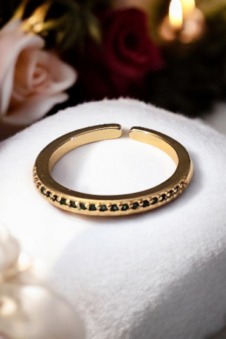 Bague éclats de pierres taillées tonalité d'émeraude