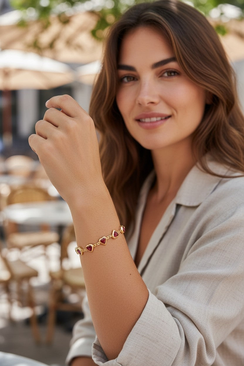 Bracelet doré à l'or fin cœurs amour