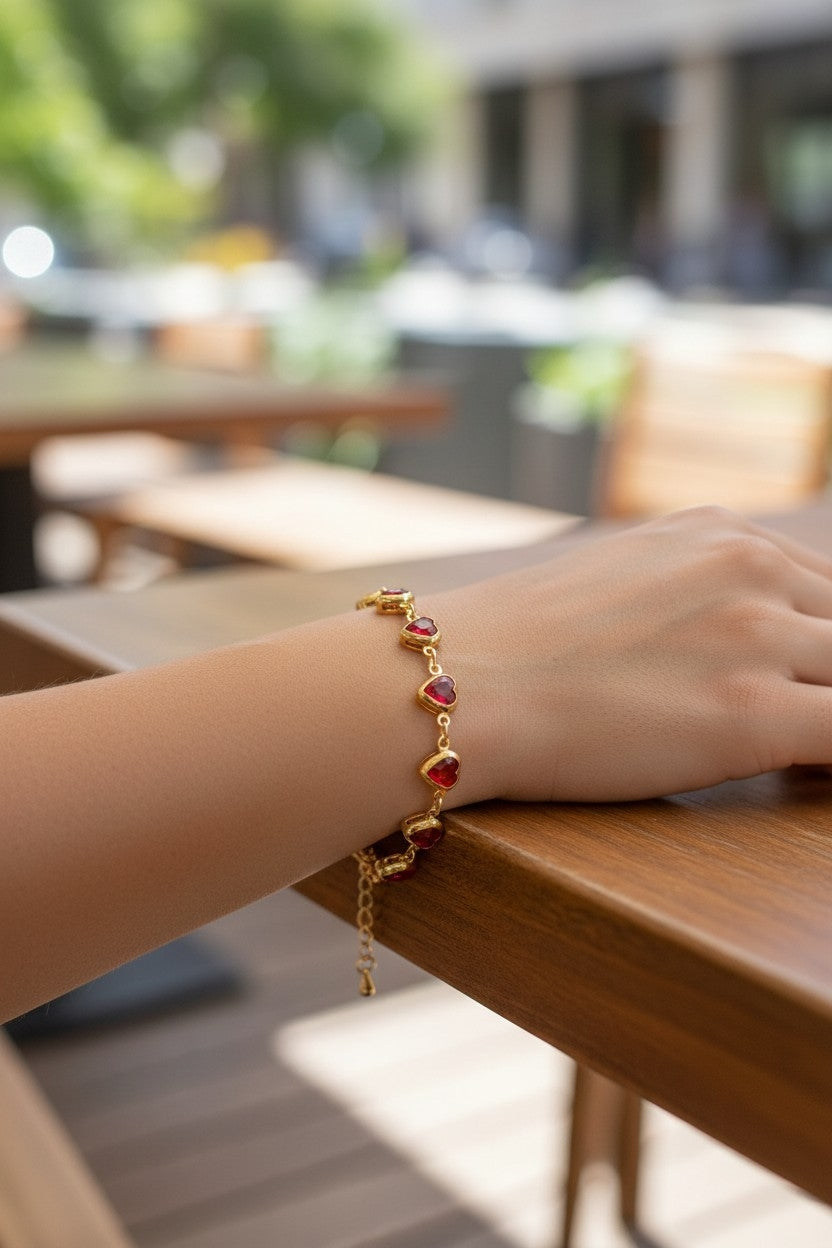 Bracelet doré à l'or fin cœurs amour