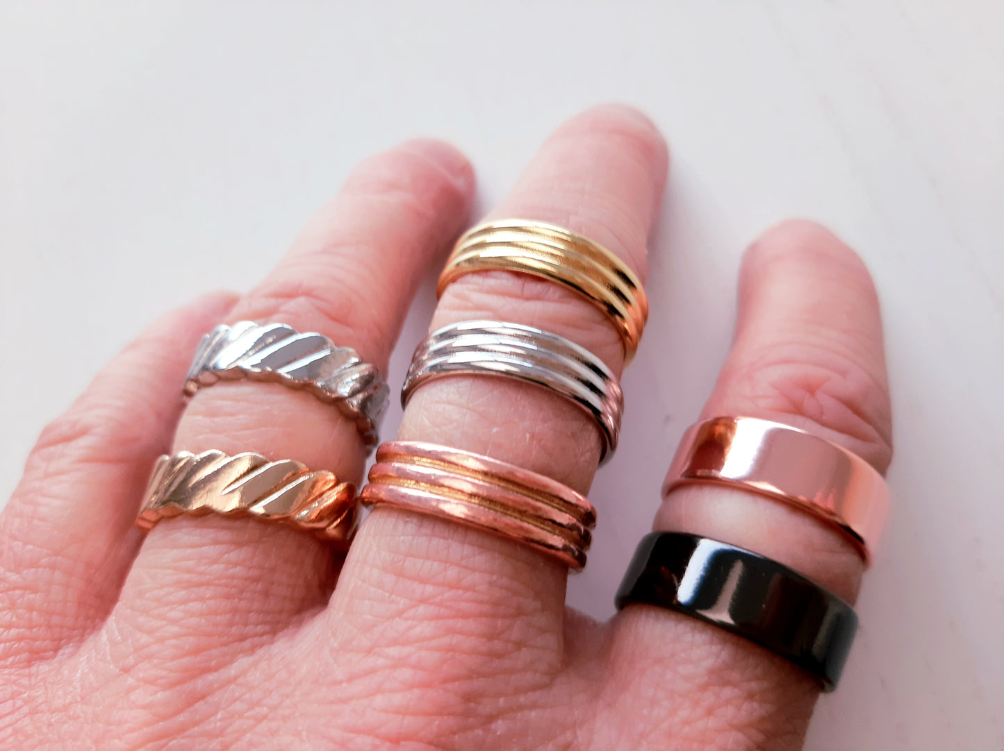 Mixed copper adjustable magnetic weight loss ring