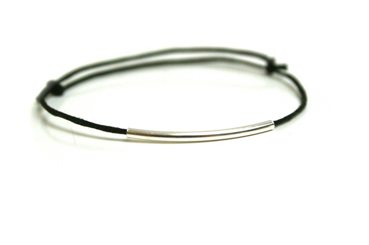 Bracelet cuir noir tube laiton argenté