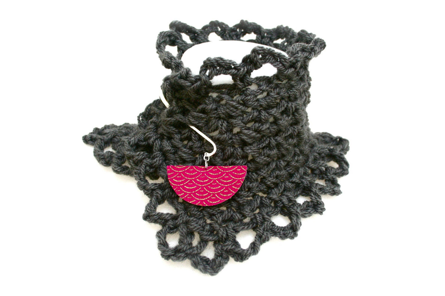 Charcoal gray hand crochet bohemian collar, brass peak, wood, Japanese seigaiha fabric