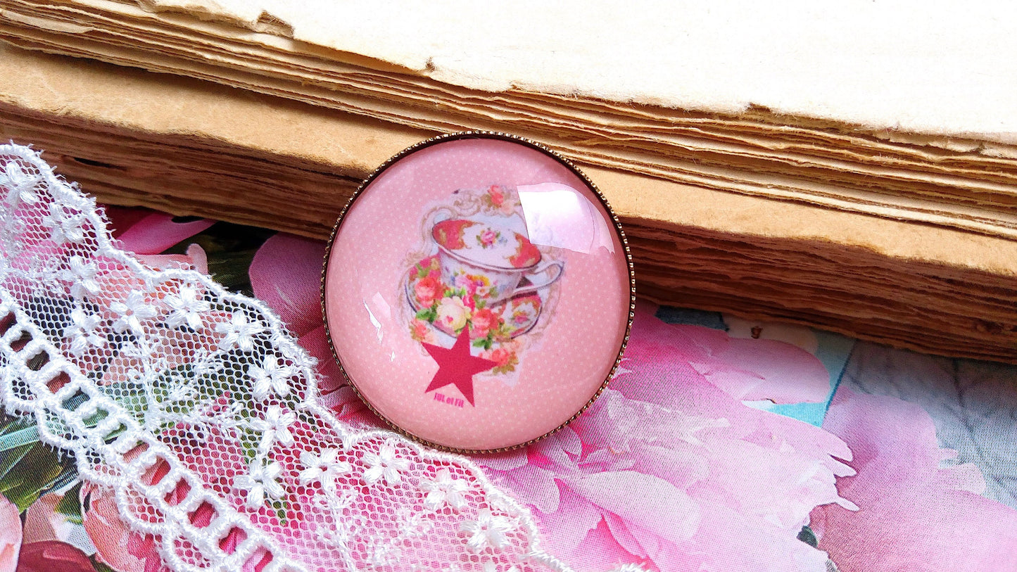 Broche cabochon verre tea time